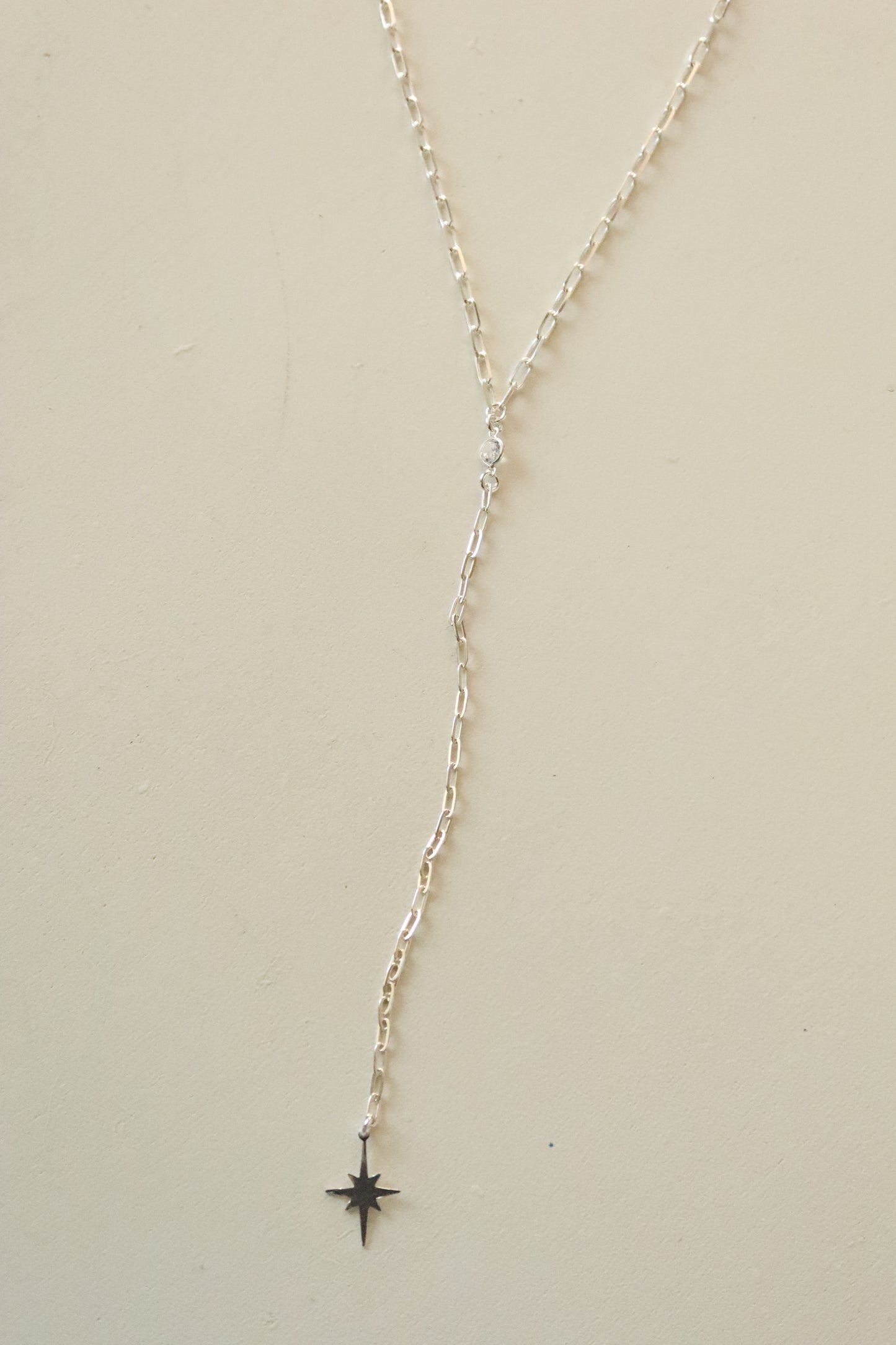 Collar Cascada Circón y Estrella