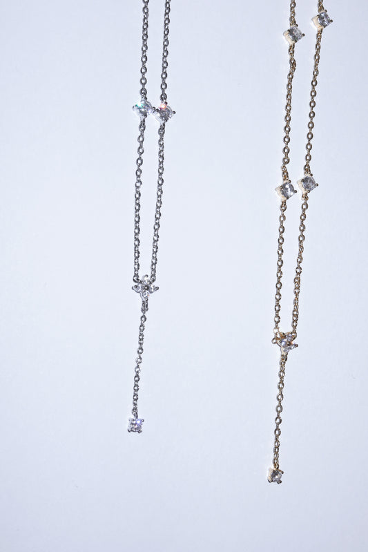 Collar Flor Circon Colgante